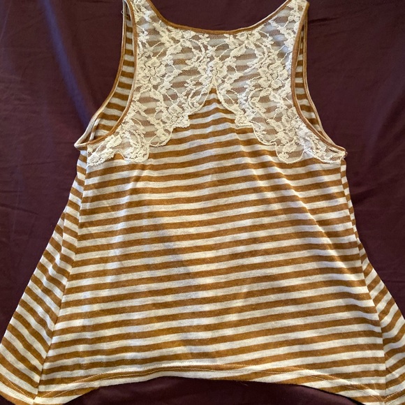 Crop Top - Picture 3 of 3